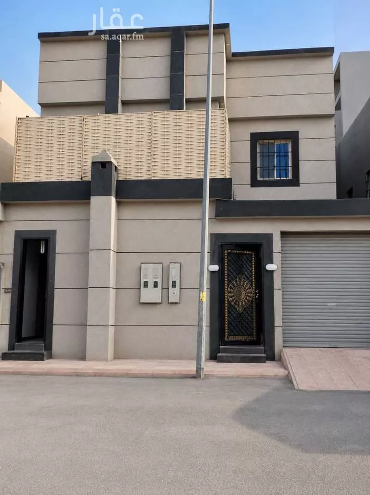 فيلا للبيع في شارع ابن أحمد اللخمي, حي الرمال, مدينة الرياض, منطقة الرياض