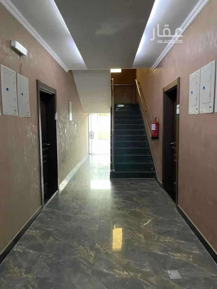 عمارة للبيع في شارع شارع الملك عبدالعزيز, حي المحمدية, مدينة الخفجي, المنطقة الشرقية صورة 4