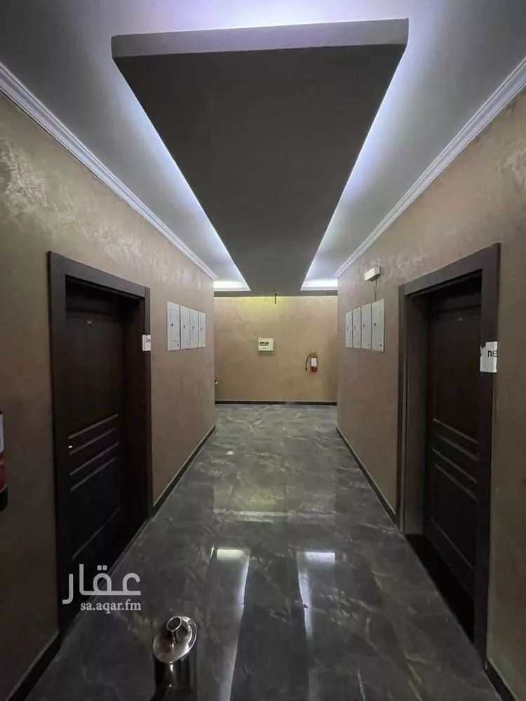 عمارة للبيع في شارع شارع الملك عبدالعزيز, حي المحمدية, مدينة الخفجي, المنطقة الشرقية صورة 3