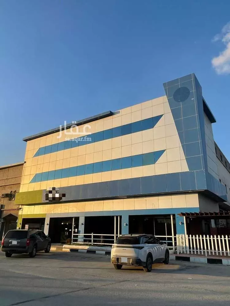 عمارة للبيع في شارع شارع الملك عبدالعزيز, حي المحمدية, مدينة الخفجي, المنطقة الشرقية