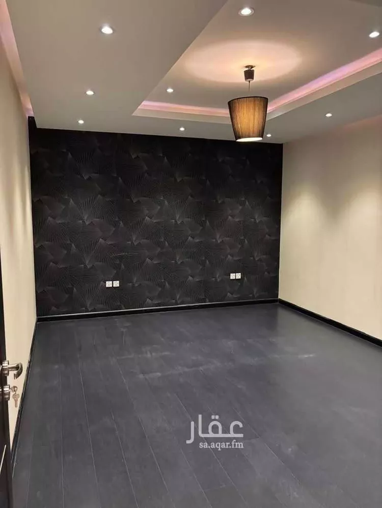 فيلا للبيع في شارع الحكم بن الحارث, حي المنتزة الغربي, مدينة بريده, منطقة القصيم صورة 4