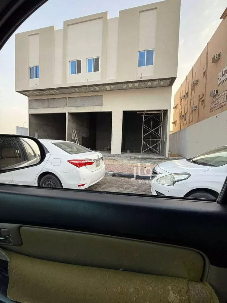 عمارة للإيجار في شارع متعب بن عبدالله بن عبدالعزيز, حي الحمراء الأول, مدينة الاحساء, المنطقة الشرقية