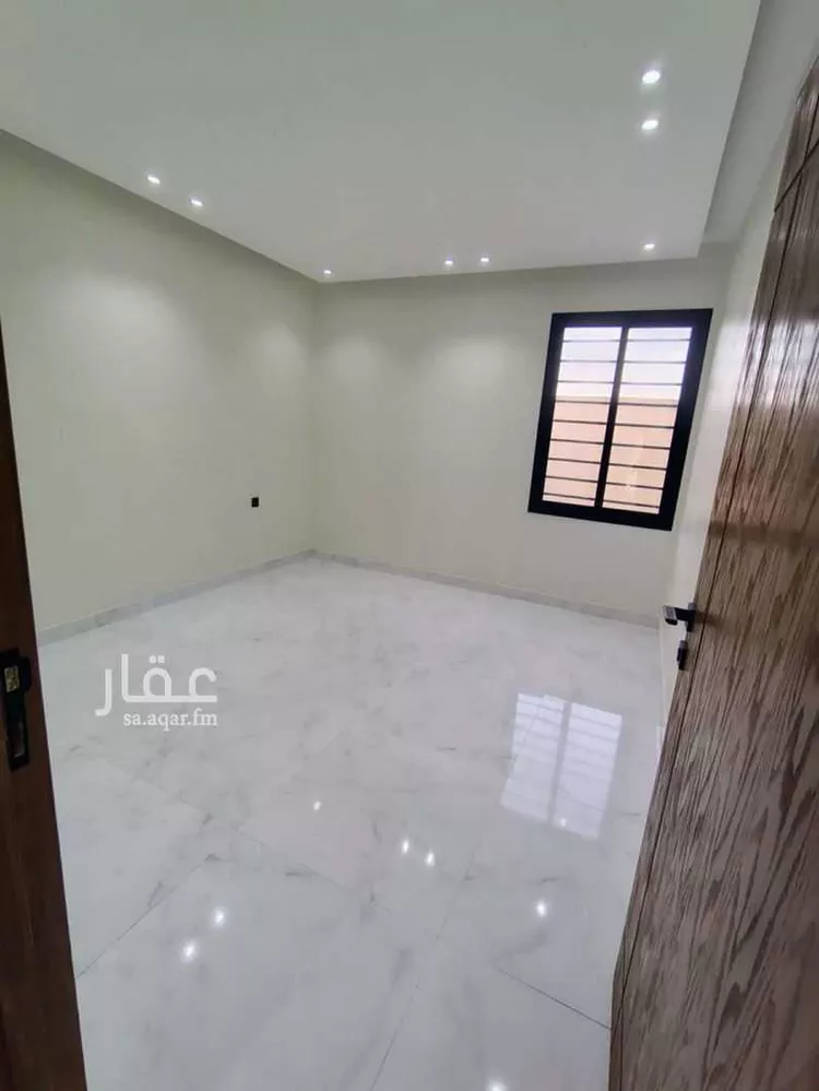 Floor for Sale in Riyadh Okaz صورة 5