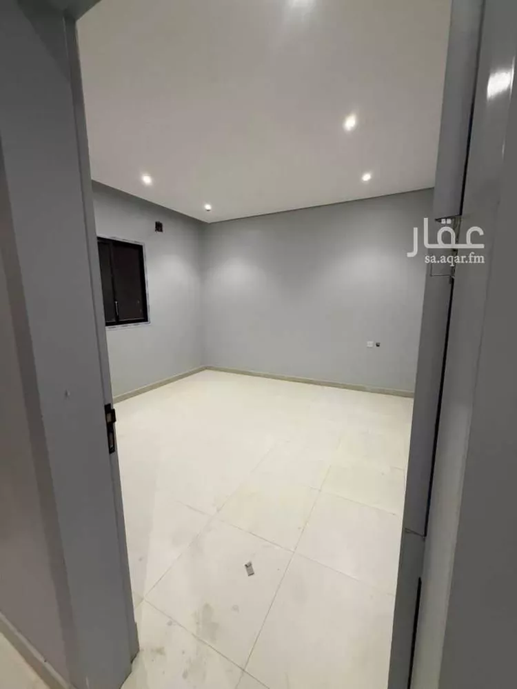Building for Rent in Riyadh Okaz صورة 3