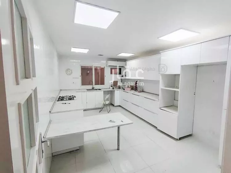 فيلا للإيجار في شارع عبدالله فكري, حي التعاون, مدينة الرياض, منطقة الرياض صورة 3