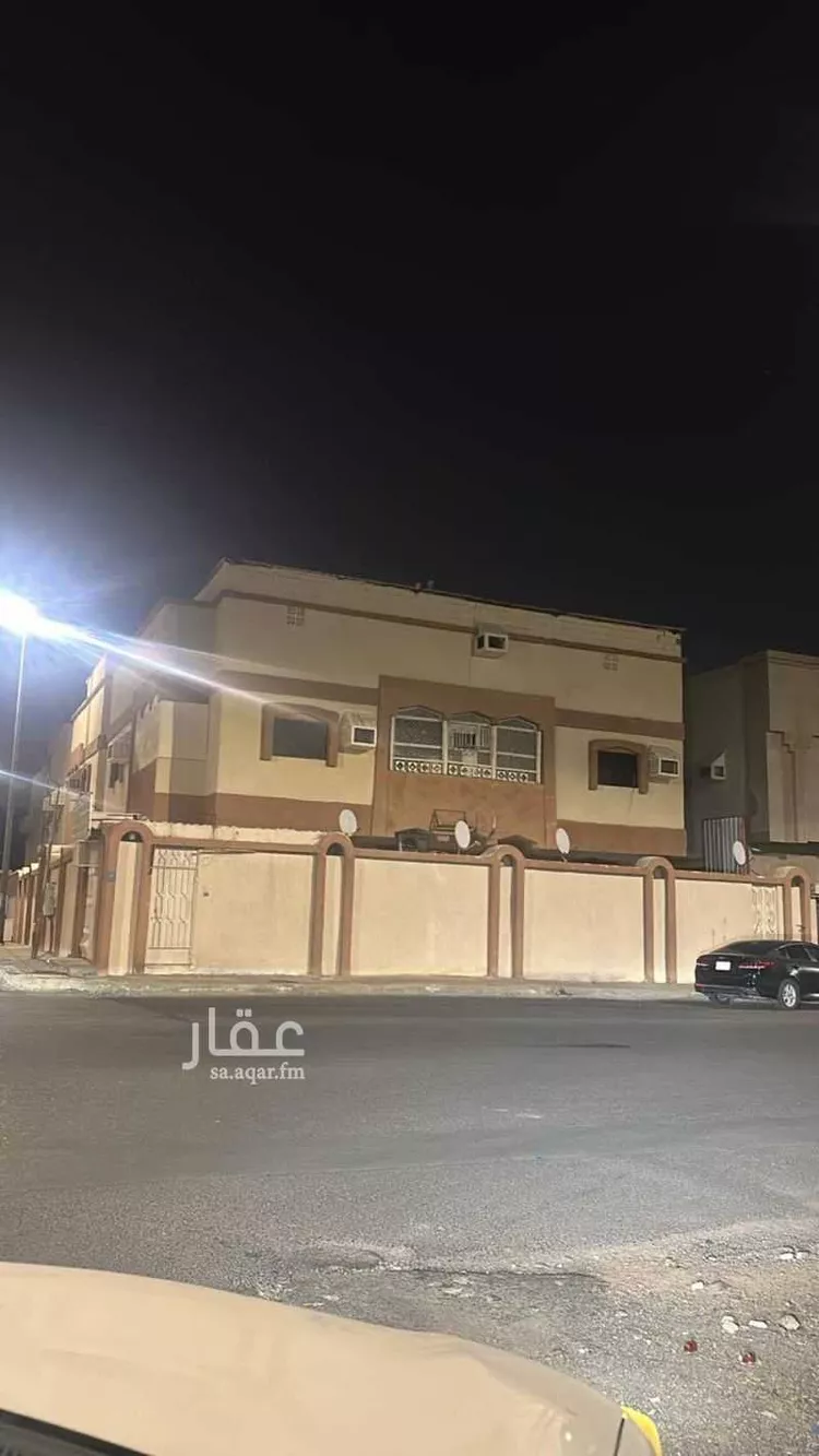 عمارة للبيع في شارع داود ابن عبدالحميد, حي الدفاع, مدينة المدينة المنورة, منطقة المدينة المنورة