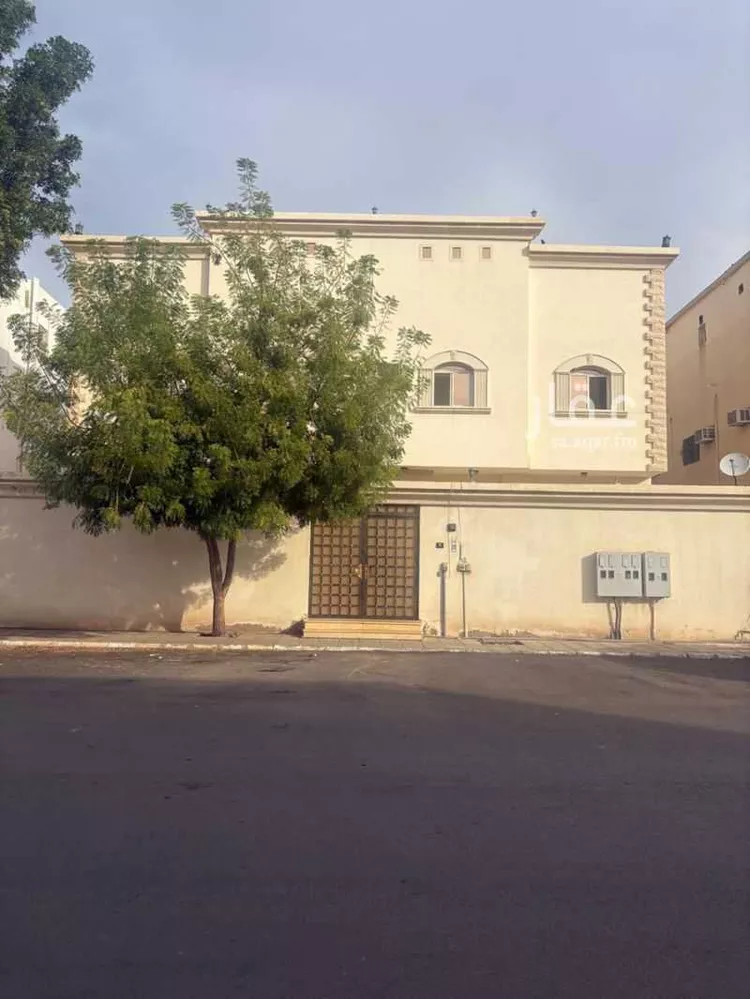 عمارة للبيع في شارع عبدالوهاب ابن محمد القرطبي, حي المطار, مدينة المدينة المنورة, منطقة المدينة المنورة صورة 2