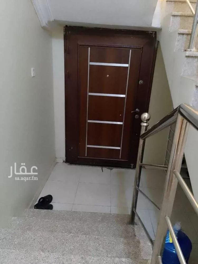 عمارة للبيع في شارع ربيعه بن رقيع التميمي, حي الدفاع, مدينة المدينة المنورة, منطقة المدينة المنورة صورة 2