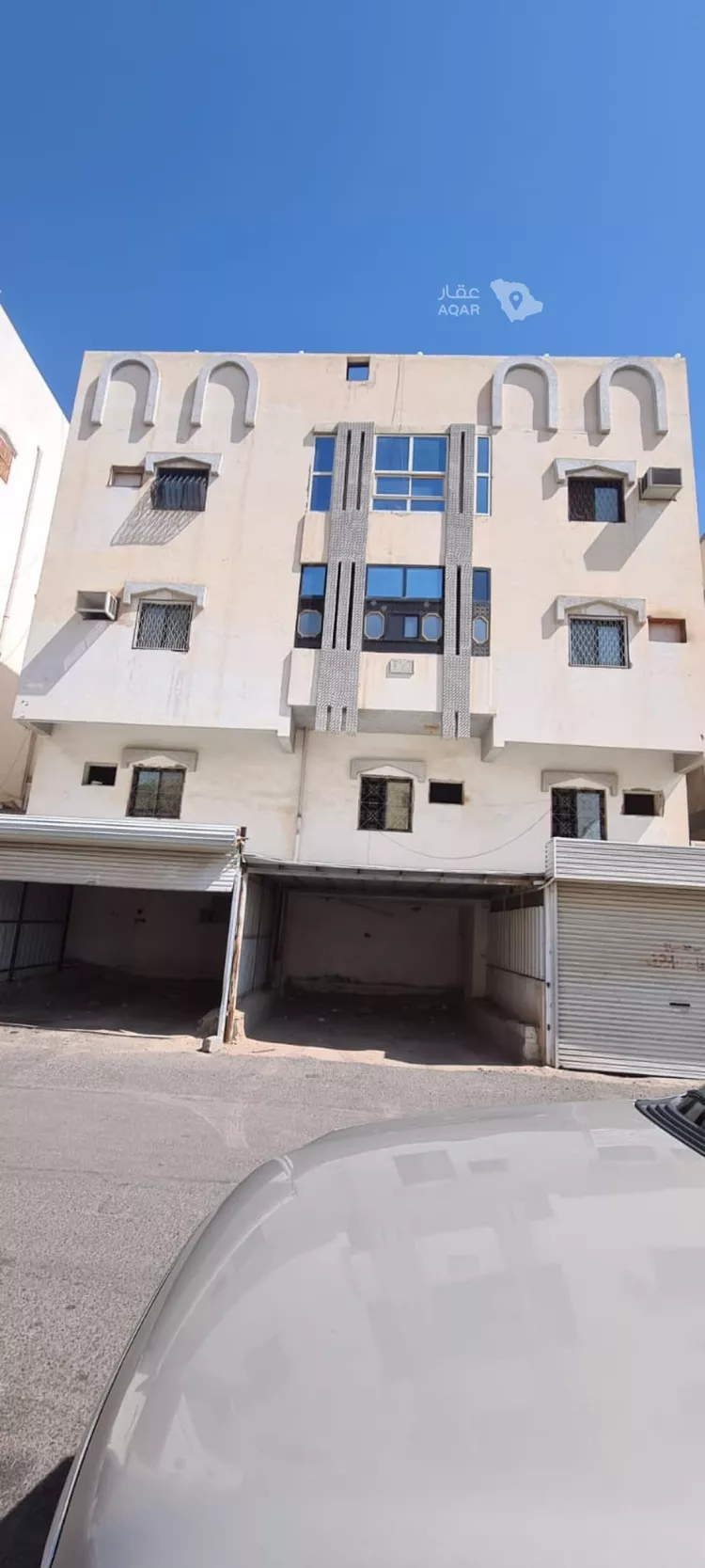 Building for Sale in Medina Al Anabis