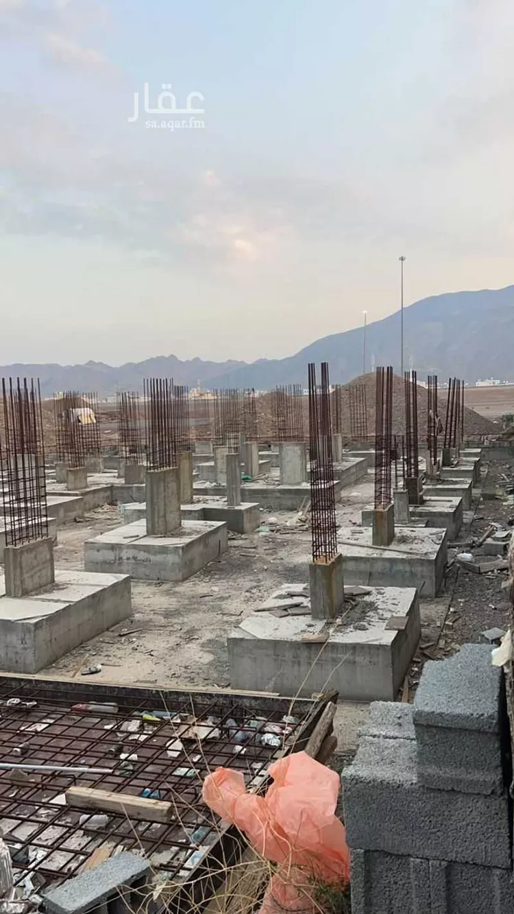 عمارة للبيع في شارع عباد بن   قيس, حي الصناعية, مدينة المدينه المنوره, منطقة المدينة المنورة