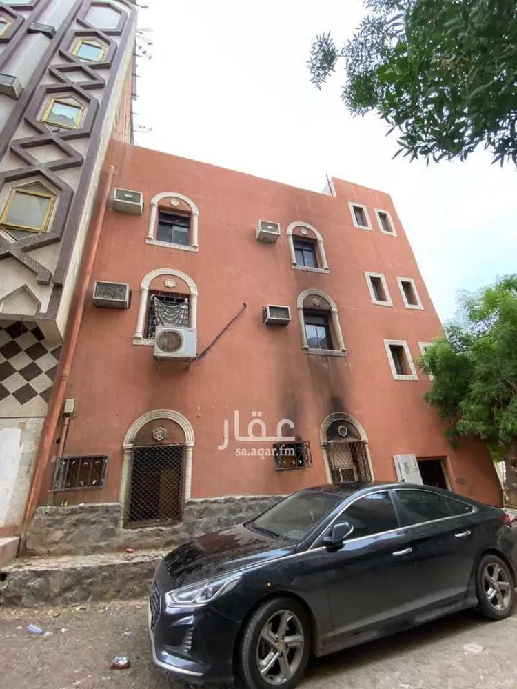 عمارة للبيع في شارع الاسود ابن زيد ابن قطبه, حي المغيسلة, مدينة المدينه المنوره, منطقة المدينة المنورة