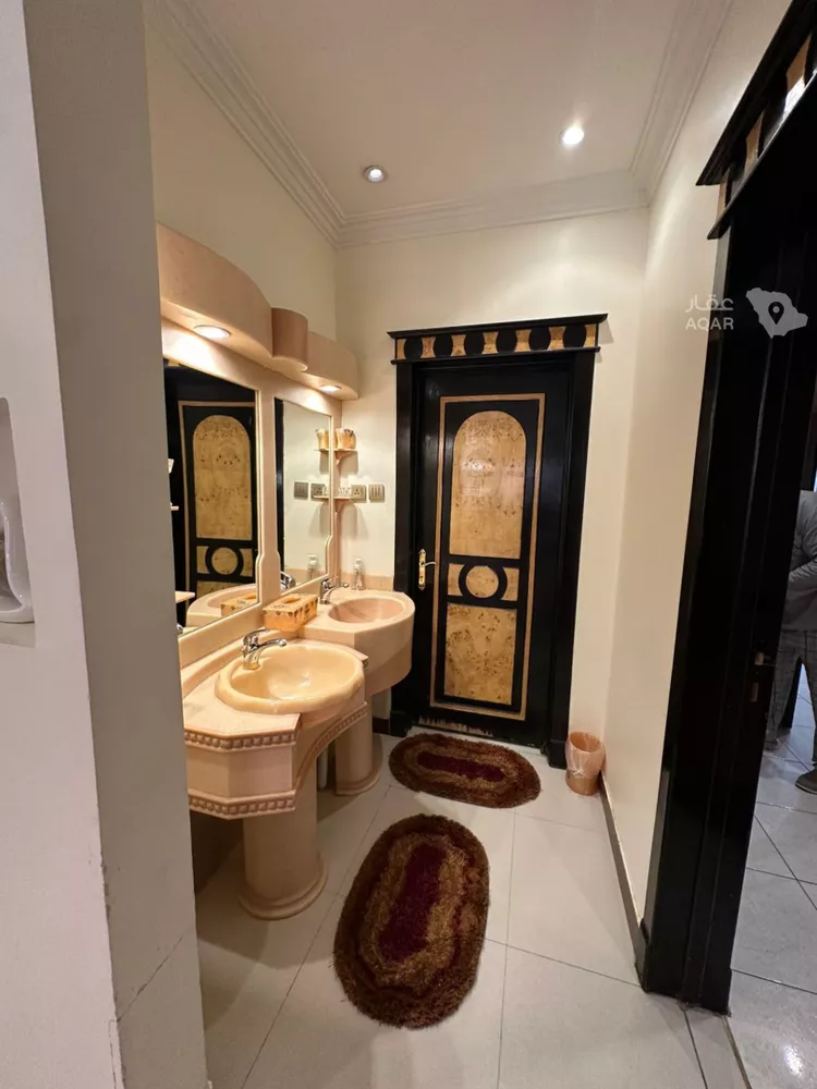 Villa for Sale in Riyadh Ishbiliyah 9