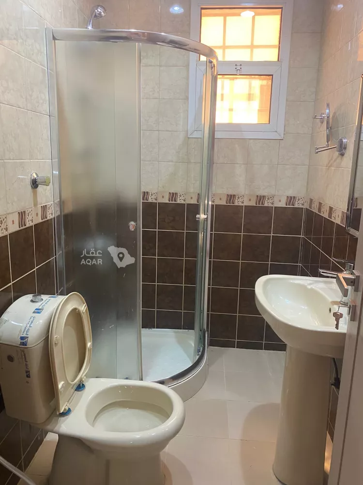 فيلا للإيجار في شارع الحمرة, حي غرناطة, مدينة الرياض, منطقة الرياض 3
