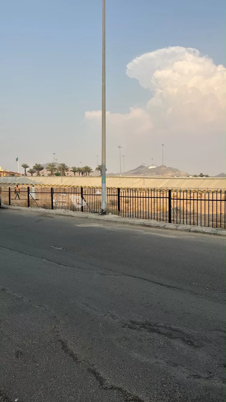 Land for Sale in Mecca Al Hamra wa Um Al Joud صورة 5