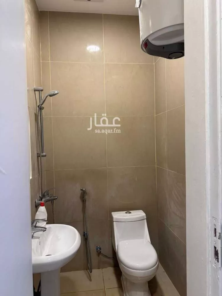 فيلا للإيجار في شارع رقم 224, حي الياسمين, مدينة الرياض, منطقة الرياض صورة 3