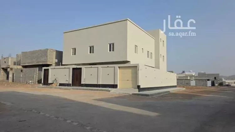 عمارة للبيع في شارع وادي البطان 133, حي وادي البطان, مدينة المدينة المنورة, منطقة المدينة المنورة