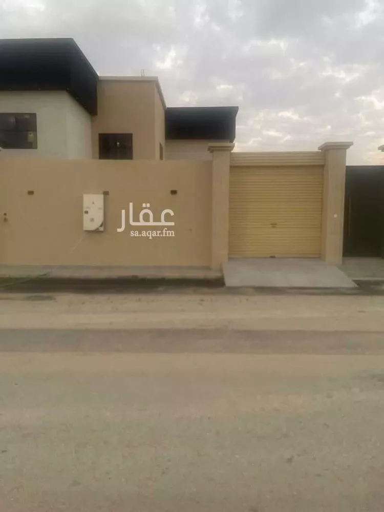 فيلا للبيع في شارع مالك ابن الربيع ، حي الريان ، المذنب ، المذنب صورة 3