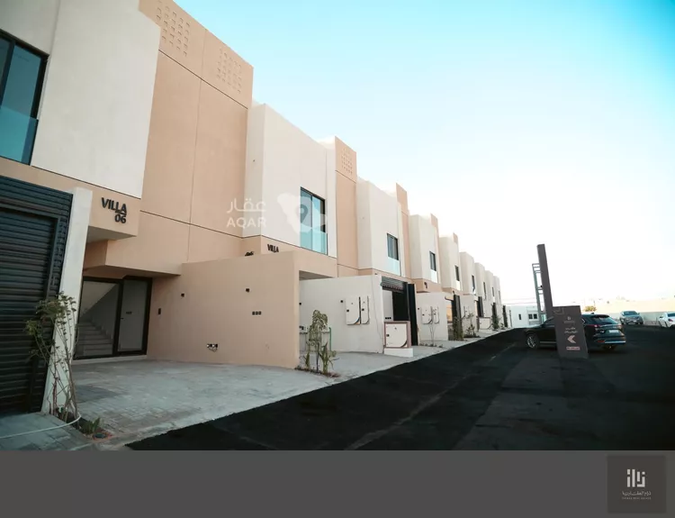 Floor for Sale in Riyadh Al Arid 7