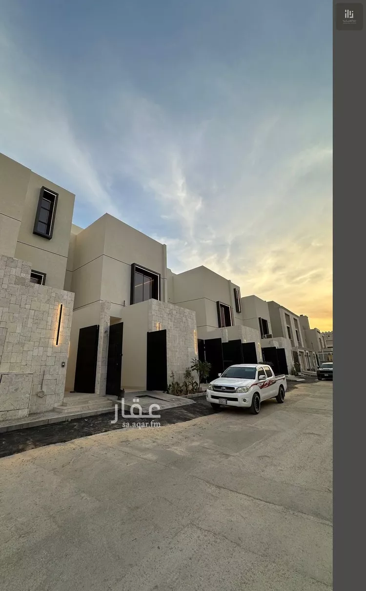 دور للبيع في شارع لايوجد, حي السعادة, مدينة الرياض, منطقة الرياض صورة 2