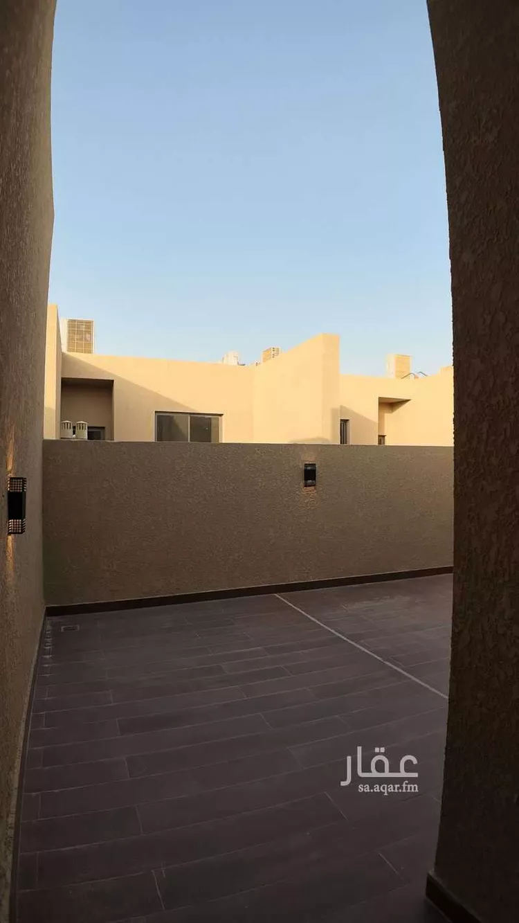 دور للبيع في شارع أحمد بن عبدالله الفرغاني, حي الملقا, مدينة الرياض, منطقة الرياض صورة 3