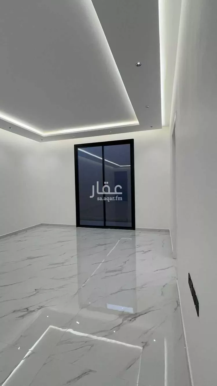 فيلا للبيع في شارع عبدالرحمن بن ابي القاسم, حي الرمال, مدينة الرياض, منطقة الرياض