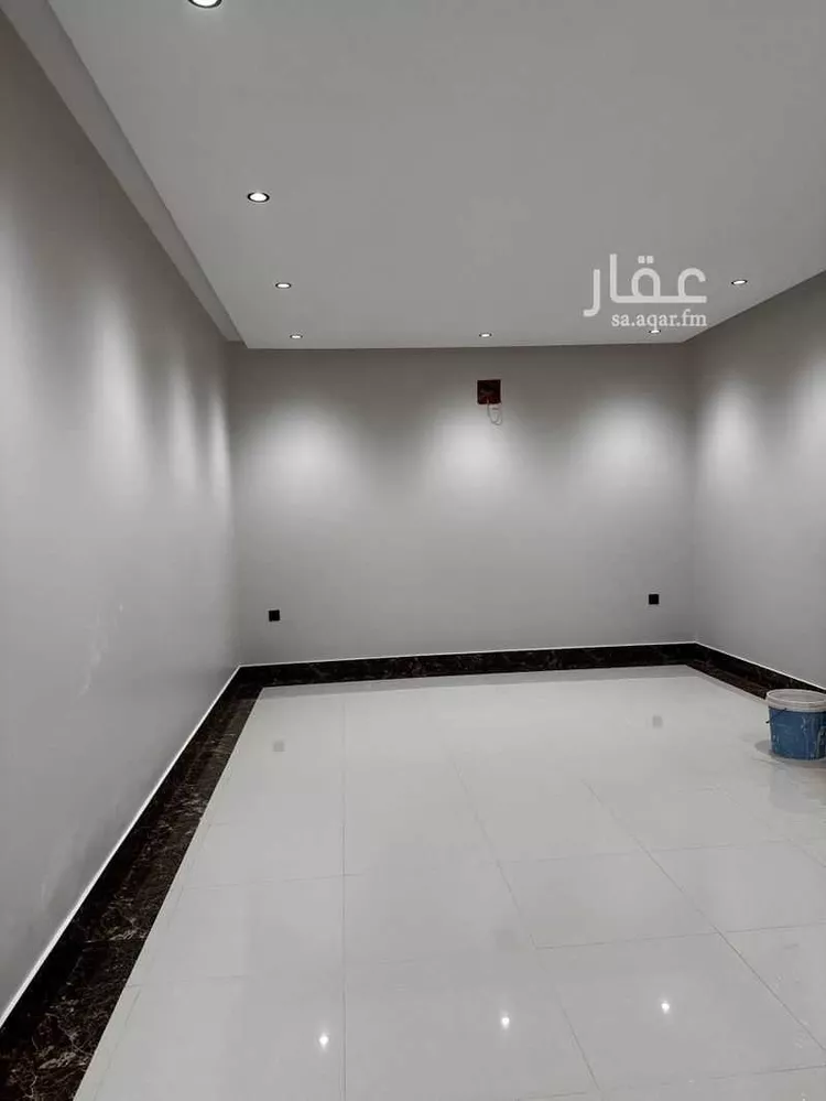 عمارة للإيجار في شارع عبدالمنعم قاضي, حي المعيزيلة, مدينة الرياض, منطقة الرياض صورة 2