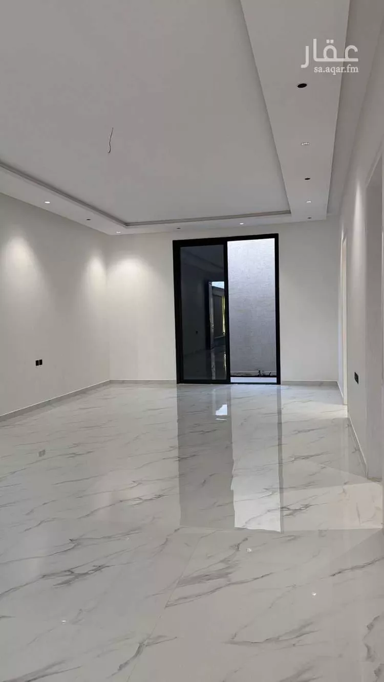 فيلا للبيع في شارع عبدالرحمن بن ابي القاسم, حي الرمال, مدينة الرياض, منطقة الرياض صورة 3