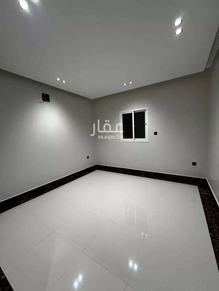 فيلا للإيجار في شارع عبدالمنعم قاضي, حي المعيزيلة, مدينة الرياض, منطقة الرياض صورة 2