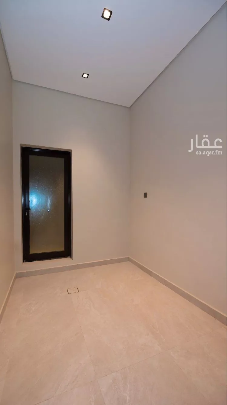 فيلا للبيع في شارع الحسي, حي النفل, مدينة الرياض, منطقة الرياض 15