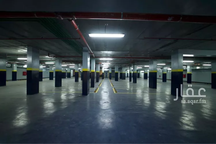 Shop for Rent in Riyadh Al Malqa صورة 4