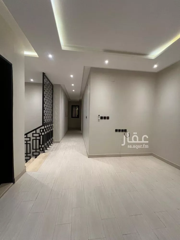 فيلا للبيع في شارع ابن عمر الدقاق, حي المهدية, مدينة الرياض, منطقة الرياض 11