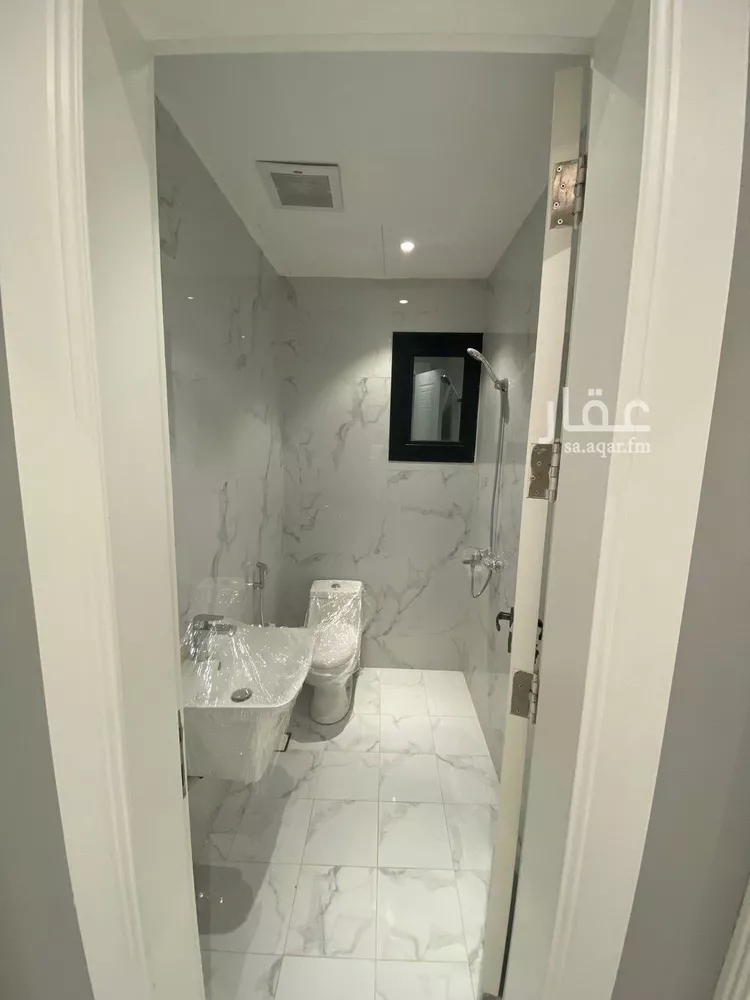 شقة للإيجار في شارع شهيد الدين ثم الوطن يحيى محمد يحيى الش, حي القيروان, مدينة الرياض, منطقة الرياض صورة 3