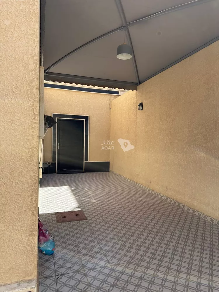 فيلا للبيع في شارع إسحاق الفزاري, حي طويق, مدينة الرياض, منطقة الرياض 11
