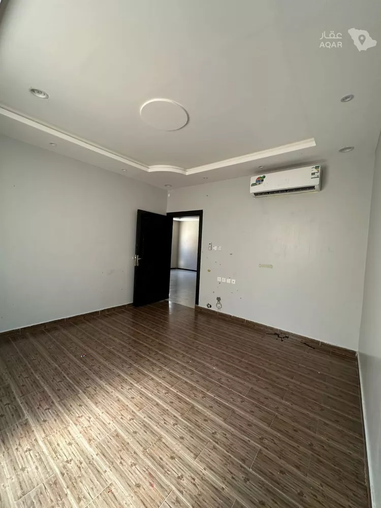 فيلا للبيع في شارع إسحاق الفزاري, حي طويق, مدينة الرياض, منطقة الرياض 10
