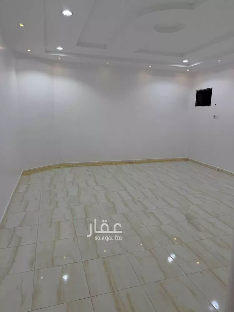 Apartment for Rent in Hail An Naqrah