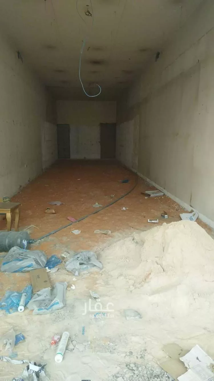محل للإيجار في شارع طريق الجنادرية, حي الرمال, مدينة الرياض, منطقة الرياض صورة 2