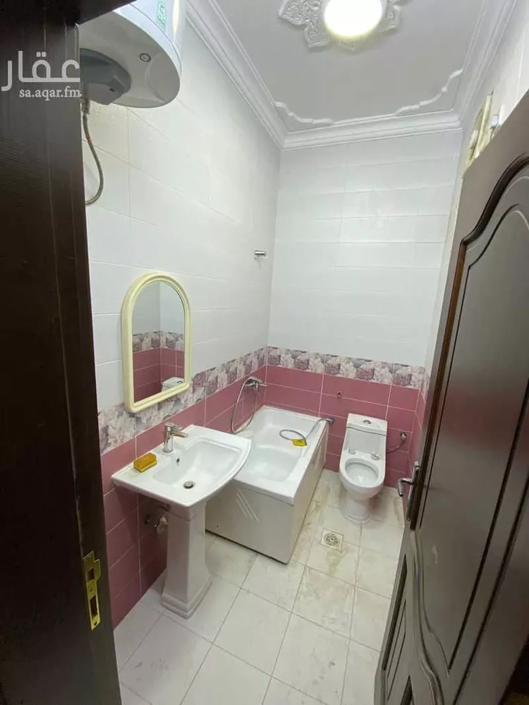 شقة للإيجار في شارع ام منيع اسماء بنت عمرو الانصارية ، حي الحديقة ، المدينة المنورة ، منطقة المدينة المنورة صورة 3