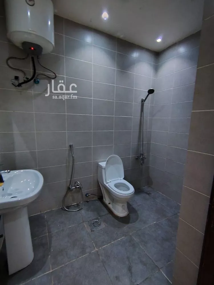 شقة للإيجار في شارع ابن شاهين, حي الروضة, مدينة الرياض, منطقة الرياض صورة 5