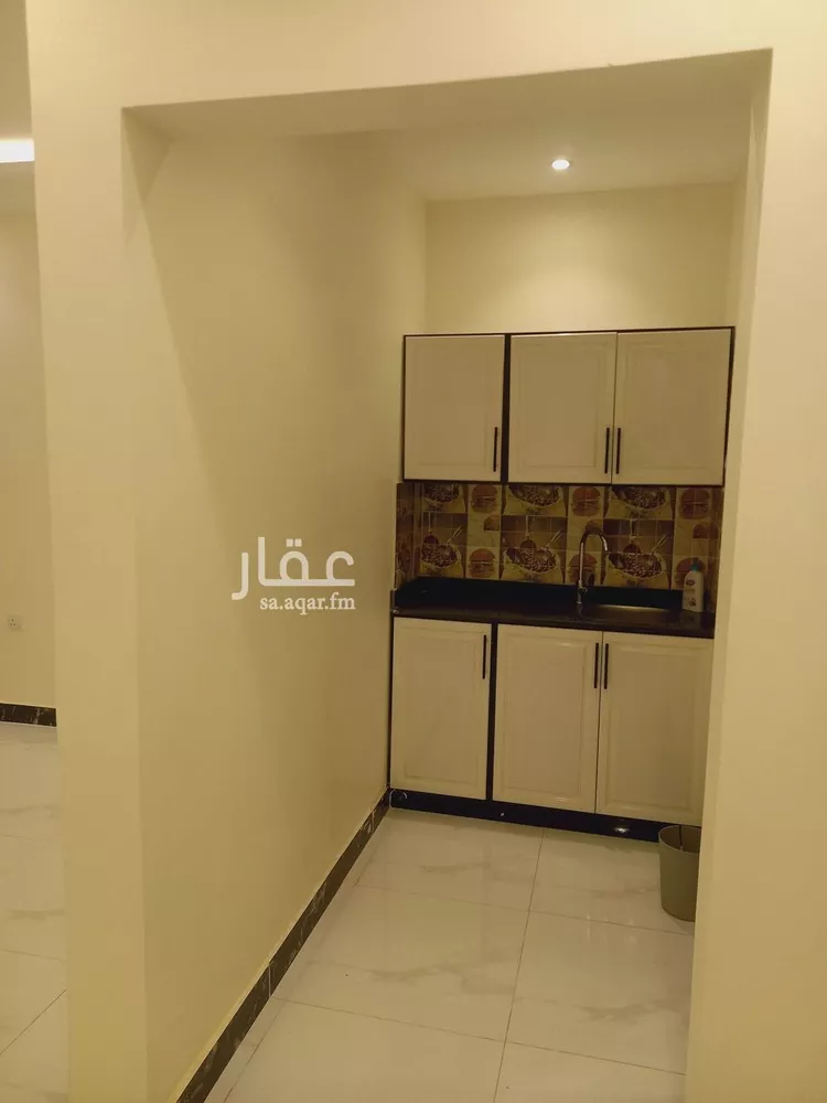 شقة للإيجار في شارع الأمير مشهور بن عبدالعزيز, حي المرسلات, مدينة الرياض, منطقة الرياض صورة 2