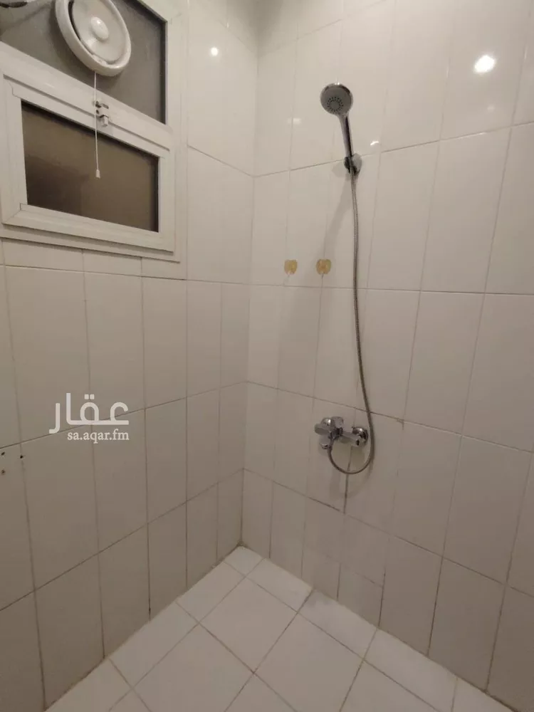 شقة للإيجار في شارع  حسن ابن حسين ابن علي, حي الحمراء, مدينة الرياض, منطقة الرياض