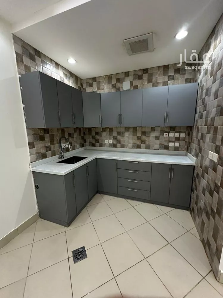شقة للإيجار في شارع ابي علي الهجري, حي العارض, مدينة الرياض, منطقة الرياض صورة 4