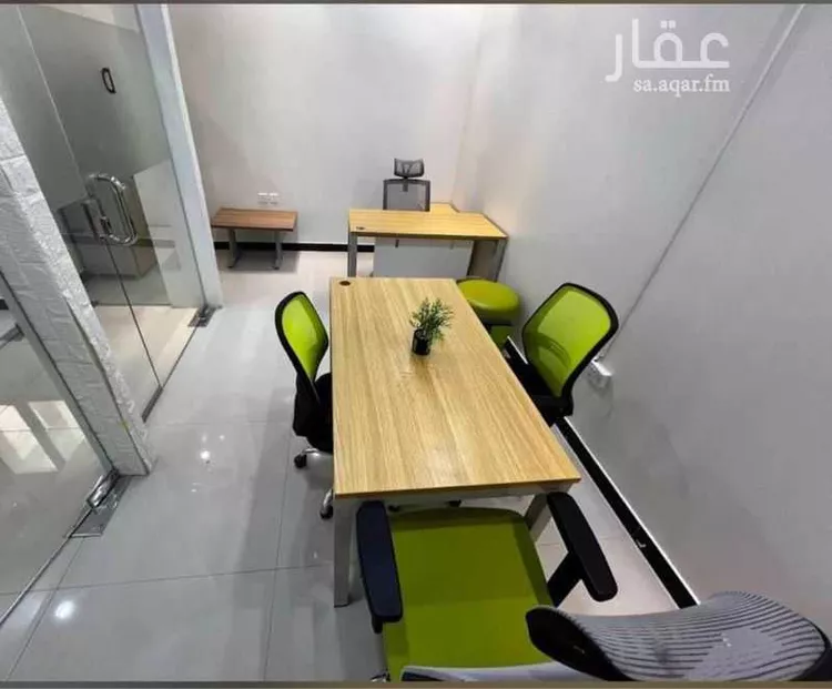 مكتب تجاري للإيجار في شارع الملك عبدالعزيز ابن عبدالرحمن سعود الفرعي, حي العارض, مدينة الرياض, منطقة الرياض