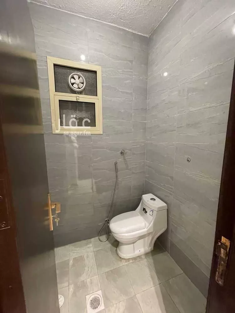 Commercial Office for Rent in Riyadh Al Arid 6