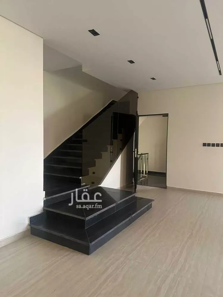 فيلا للإيجار في شارع علي بن أبي القاسم, حي الزهرة, مدينة الرياض, منطقة الرياض صورة 4