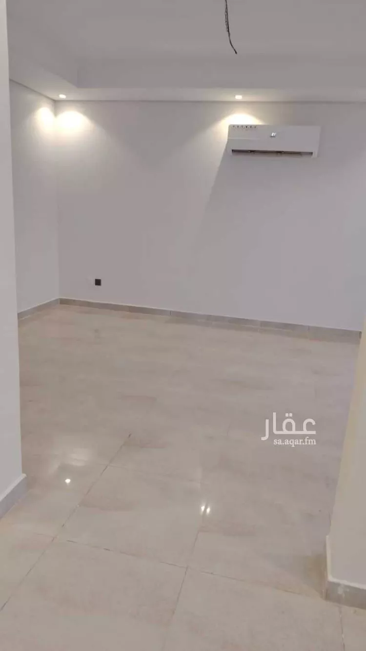 فيلا للبيع في شارع راشد بن جريس, حي النرجس, مدينة الرياض, منطقة الرياض صورة 2