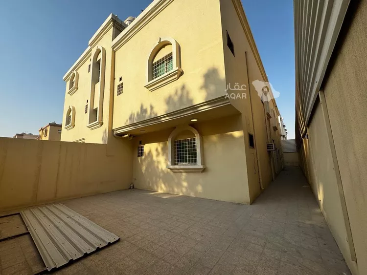 شقة للبيع في شارع الأمواج, حي الجوهرة, مدينة الجبيل, المنطقة الشرقية صورة 4