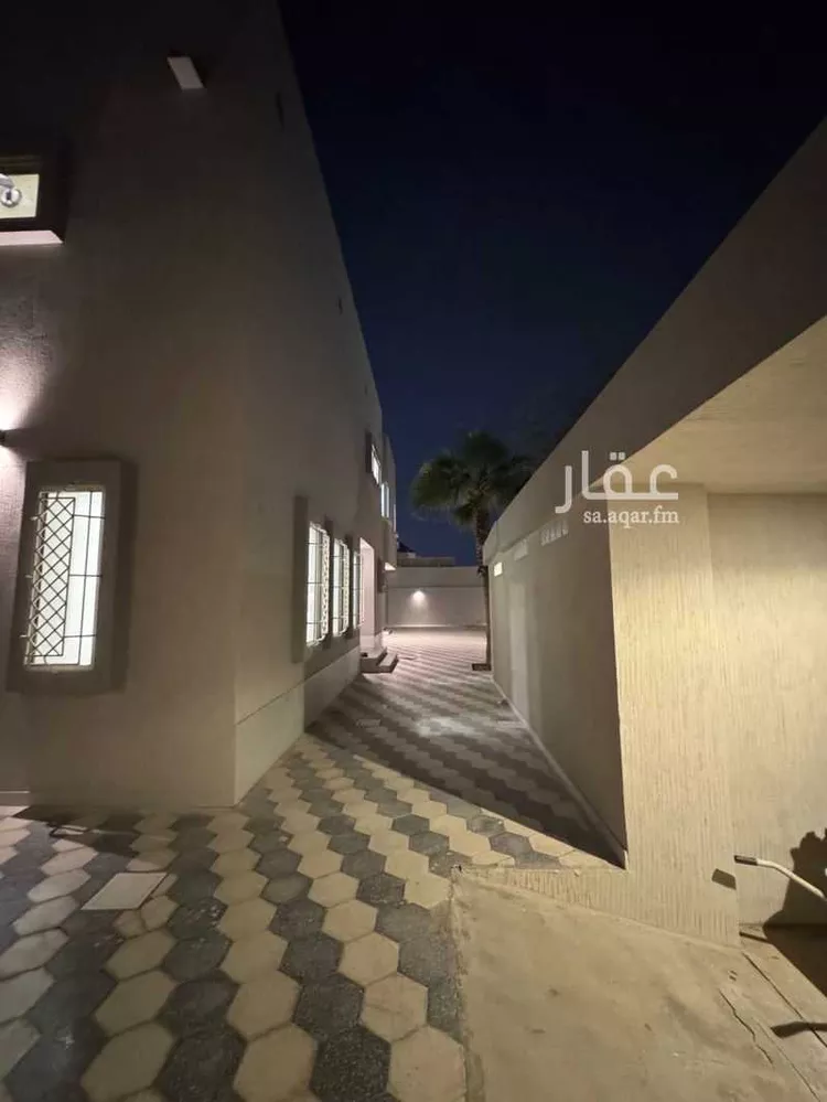 فيلا للإيجار في شارع شرحبيل بن حسنة, حي الدوحة الجنوبية, مدينة الظهران, المنطقة الشرقية صورة 4