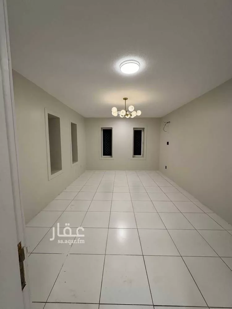 فيلا للإيجار في شارع شرحبيل بن حسنة, حي الدوحة الجنوبية, مدينة الظهران, المنطقة الشرقية 15