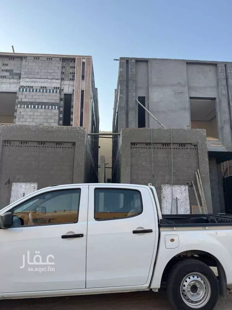 فيلا للبيع في شارع محمد بن عمرو بن العاص, حي طيبة, مدينة الدمام, المنطقة الشرقية صورة 3