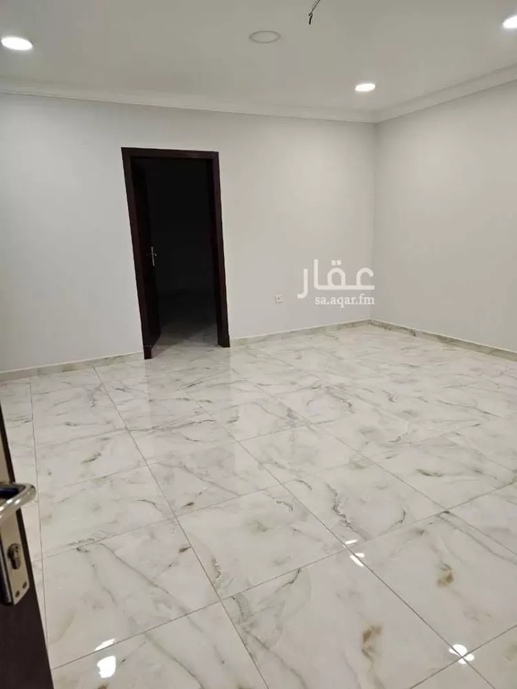 شقة للإيجار في شارع حارثة النجاري, حي أحد, مدينة الدمام, المنطقة الشرقية صورة 4